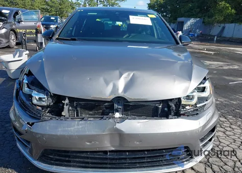 2017 Volkswagen Golf R 4-Door W/Dcc Navigation из США, поврежденный, VIN WVWWF7AU3HW083600